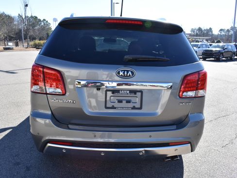 Used 2013 Kia Sorento SX w/ SX Premium Pkg image 8