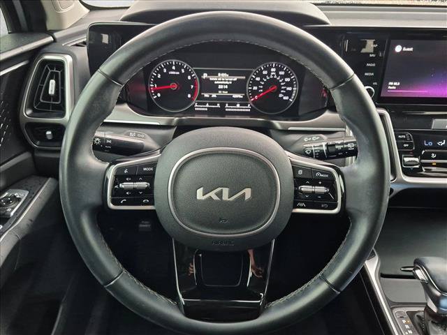 Used 2022 Kia Sorento S FWD image 14