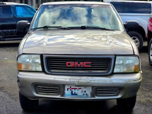 Used 2003 GMC Sonoma SL image 2