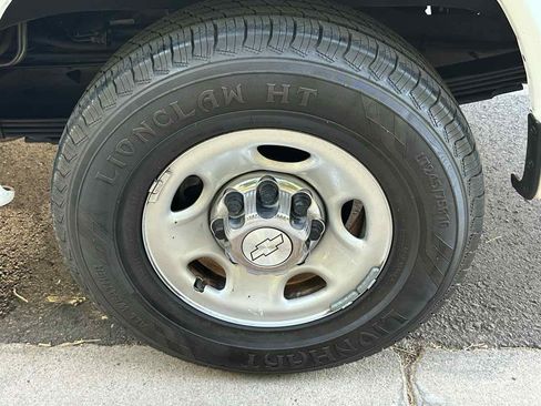 Used 2018 Chevrolet Express 3500 LT w/ LT Preferred Equipment Group RWD image 53