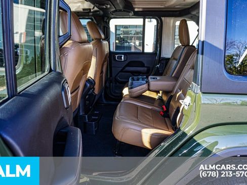 Used 2022 Jeep Wrangler Unlimited Sahara w/ Dual Top Group image 21