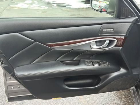 Used 2013 INFINITI M37 x w/ Premium Pkg image 6