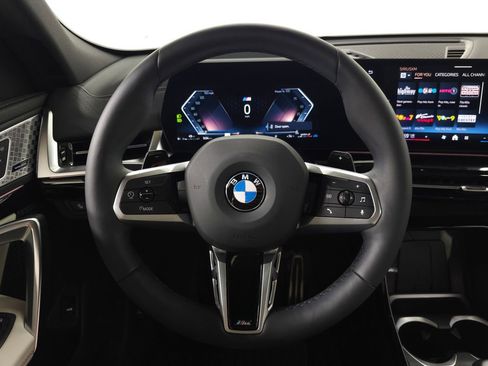 Used 2025 BMW X2 xDrive28i w/ Technology Package AWD/4WD image 21