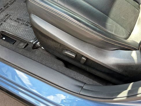 Used 2023 Subaru Crosstrek 2.5i Limited image 16