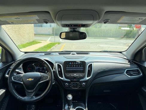 Used 2018 Chevrolet Equinox Premier AWD/4WD image 25