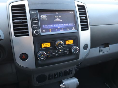 Used 2019 Nissan Frontier SV w/ Value Truck Package RWD image 8