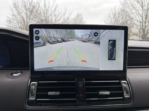 Used 2024 Lincoln Navigator Black Label image 16