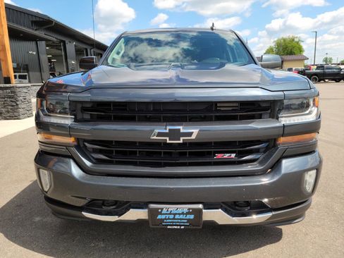 Used 2018 Chevrolet Silverado 1500 LT w/ All Star Edition AWD/4WD image 2