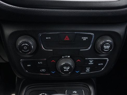 Used 2019 Jeep Compass Trailhawk w/ Leather Interior Group image 43