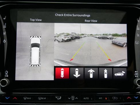 Used 2022 Jeep Grand Wagoneer Series III w/ Rear Seat Video Group 1 AWD/4WD image 21