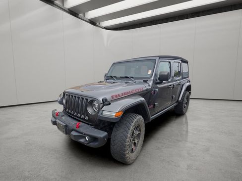 Used 2018 Jeep Wrangler Unlimited Rubicon w/ Dual Top Group AWD/4WD image 2