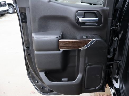 Certified 2020 GMC Sierra 1500 SLE w/ SLE Value Package image 25