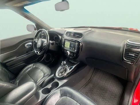 Used 2015 Kia Soul ! w/ Sun & Sound Package image 10