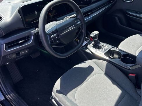 Used 2025 Kia K4 FWD image 20