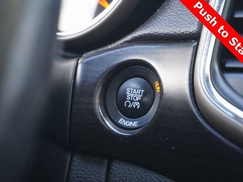 Used 2015 Jeep Grand Cherokee Altitude image 23