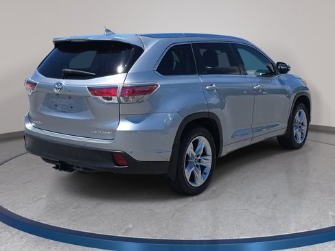 Used 2016 Toyota Highlander Limited Platinum AWD/4WD image 5