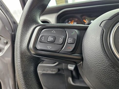 Used 2025 Jeep Gladiator Sport image 20