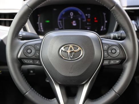 Used 2023 Toyota Corolla XLE FWD image 15