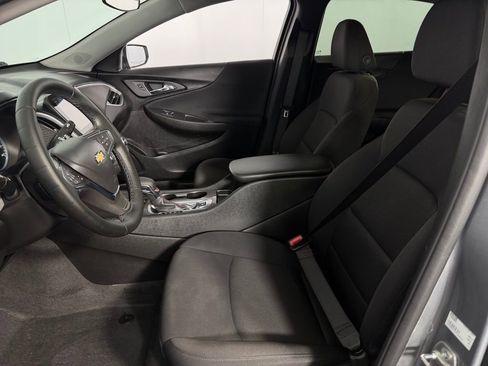 Used 2025 Chevrolet Malibu RS image 21