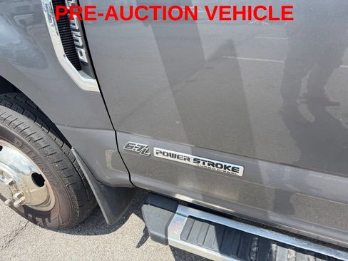 Used 2022 Ford F350 XLT w/ XLT Value Package AWD/4WD image 5