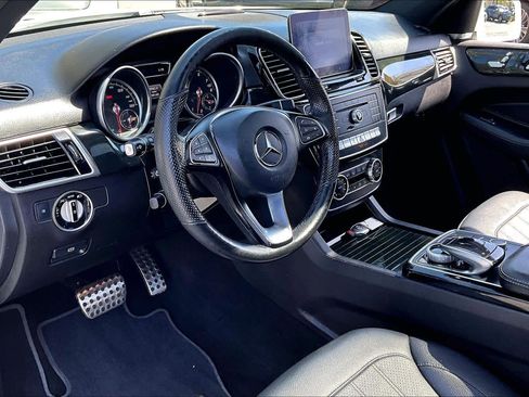 Used 2019 Mercedes-Benz GLE 400 4MATIC image 18