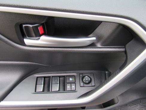 Used 2025 Toyota RAV4 Woodland Edition AWD/4WD image 13