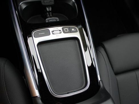 New 2026 Mercedes-Benz GLB 250 4MATIC image 28