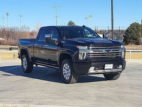 Used 2021 Chevrolet Silverado 2500 High Country w/ Z71 Off-Road Package image 2