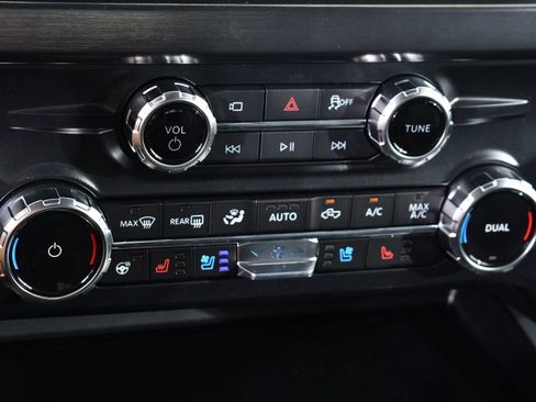 New 2026 Ford F350 Lariat w/ Black Appearance Package AWD/4WD image 29