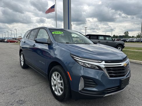 Used 2024 Chevrolet Equinox LT AWD/4WD image 18