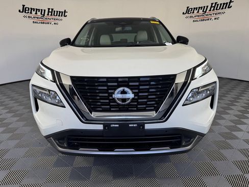 Used 2023 Nissan Rogue SL w/ SL Premium Package AWD/4WD image 5