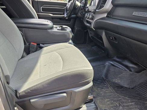 Used 2024 RAM 2500 Big Horn AWD/4WD image 15