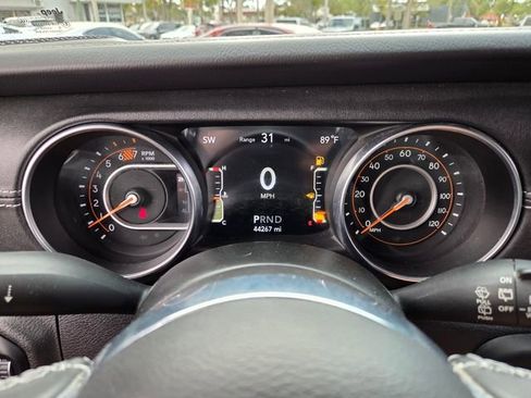 Certified 2021 Jeep Wrangler Unlimited Sahara image 30