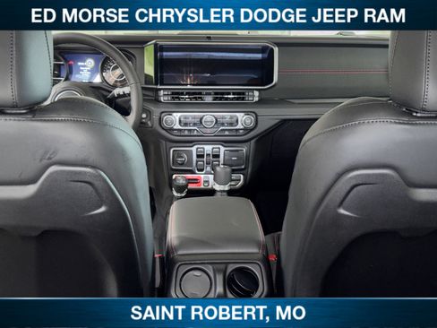 New 2026 Jeep Wrangler Unlimited Rubicon w/ Whitecap Package AWD/4WD image 37