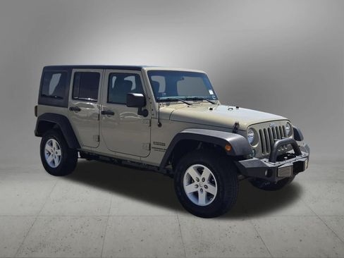 Used 2017 Jeep Wrangler Unlimited Sport w/ Quick Order Package 24S AWD/4WD image 8