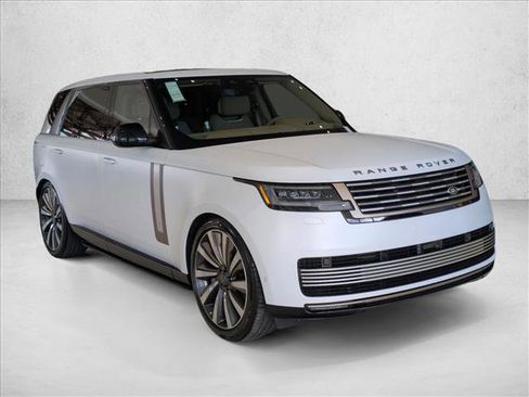 New 2026 Land Rover Range Rover SV AWD/4WD image 7