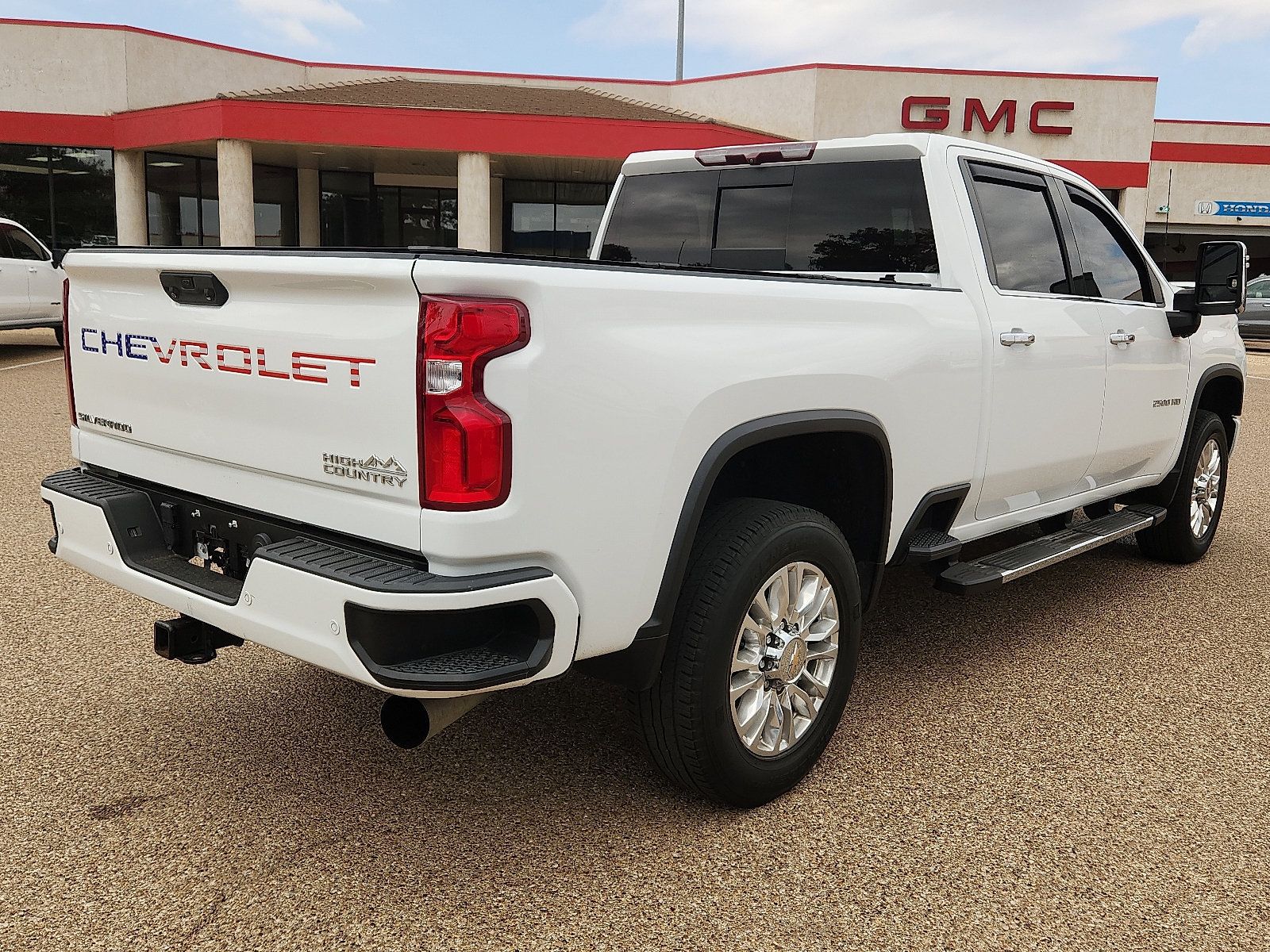 Used 2022 Chevrolet Silverado 2500 High Country AWD/4WD image 4