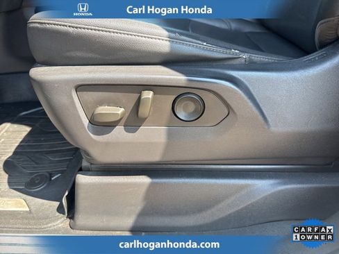 Used 2022 GMC Sierra 1500 SLT w/ SLT Premium Plus Package image 19