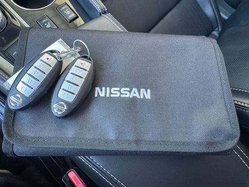 Used 2017 Nissan Maxima 3.5 SL image 20