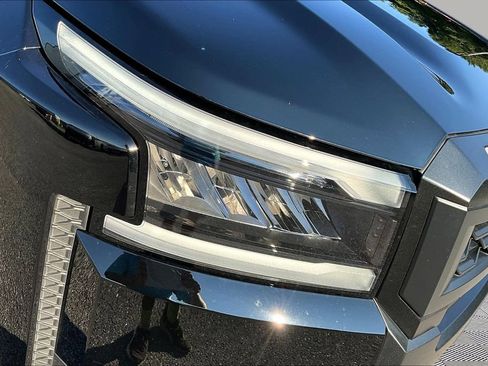 Used 2026 Nissan Frontier PRO-4X AWD/4WD image 32