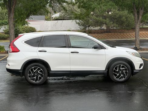 Used 2016 Honda CR-V SE image 9