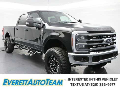 Used 2024 Ford F250 Lariat AWD/4WD image 1