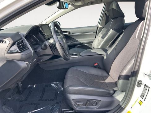 Used 2024 Toyota Camry XSE w/ Navigation Package FWD image 6