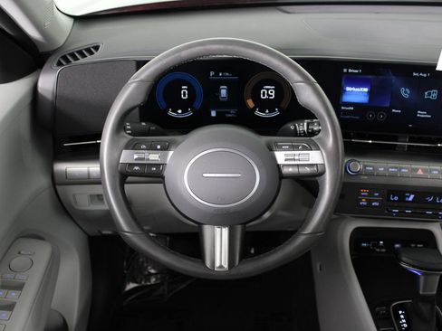Certified 2025 Hyundai Kona SEL FWD image 21