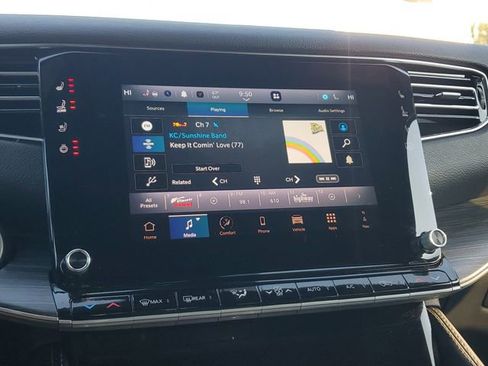 Used 2024 Jeep Wagoneer Series II w/ Premium Group I image 30