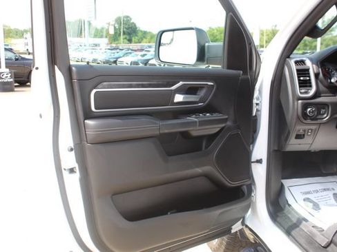Used 2023 RAM 1500 Big Horn AWD/4WD image 14