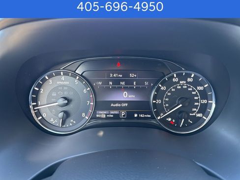 Used 2022 INFINITI QX80 Luxe w/ Cargo Package AWD/4WD image 34