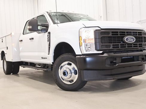 New 2026 Ford F350 XL w/ Snow Plow Prep Package image 31