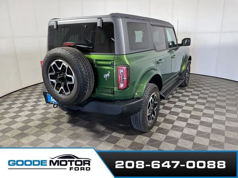 Used 2025 Ford Bronco Outer Banks image 7