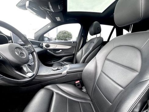 Certified 2019 Mercedes-Benz GLC 300 image 28